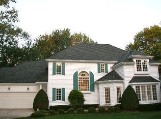 738 Brentwood Ct, Glen Ellyn, IL 60137