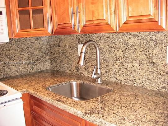 5th image of 4715 NW 7th St #4042