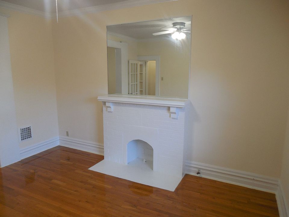 1st image of 4318A De Tonty St