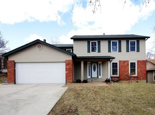 12245 Autumn Dale Ct, Maryland Heights, MO 63043