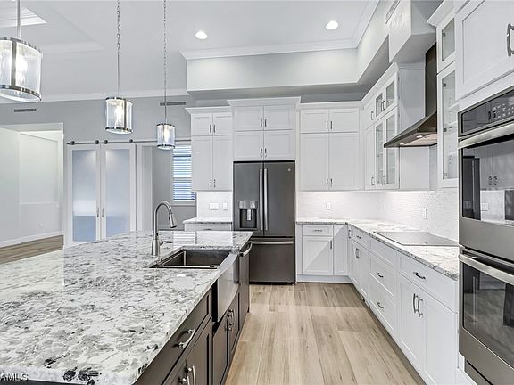 5th image of 3029 SW 26th Pl