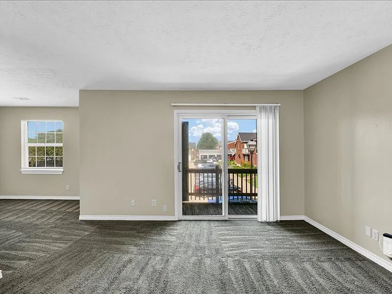 Parkview Apartments — Photo 17