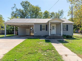 906 Short Mountain Rd, Paris, AR 72855