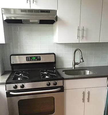 Rented by Flatiron Real Estate Advisors LLC | media 7