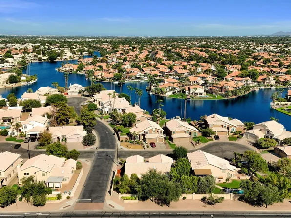 910 S PARADISE Drive, Gilbert, AZ 85233