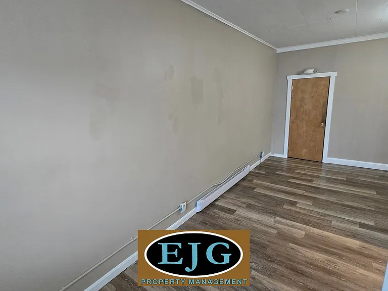 504 Main St #1 — Photo 30