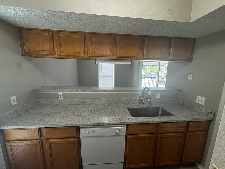 5117 S Delaware Pl #B — Photo 5