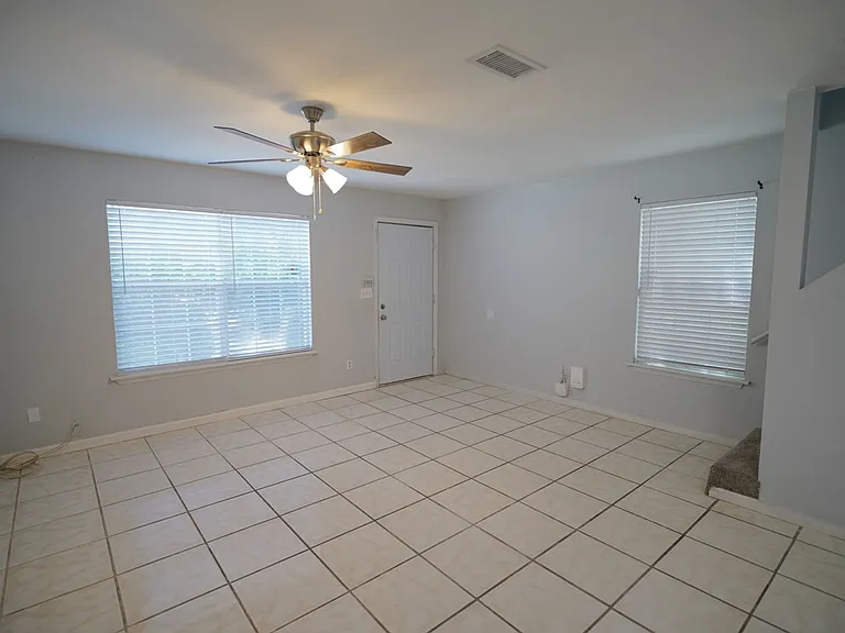 2648 Tess Cir — Photo 3