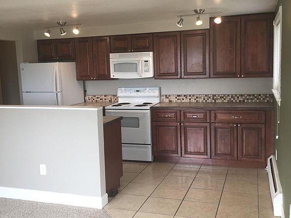 3rd image of 1805 Eaton St APT 7