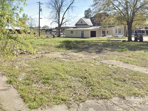 408 4th Ave N, Amory, MS 38821