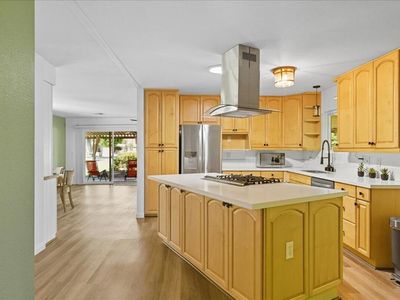 379 Avenida Andorra, Cathedral City, CA, 92234