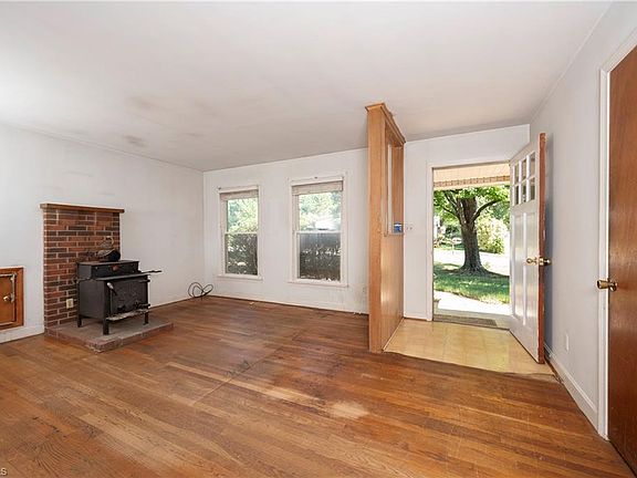 4th image of 5751 Vickie Dr