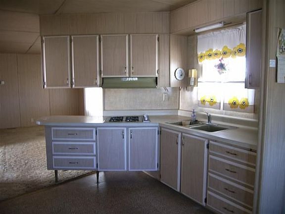 5th image of 31915 Carefree Dr