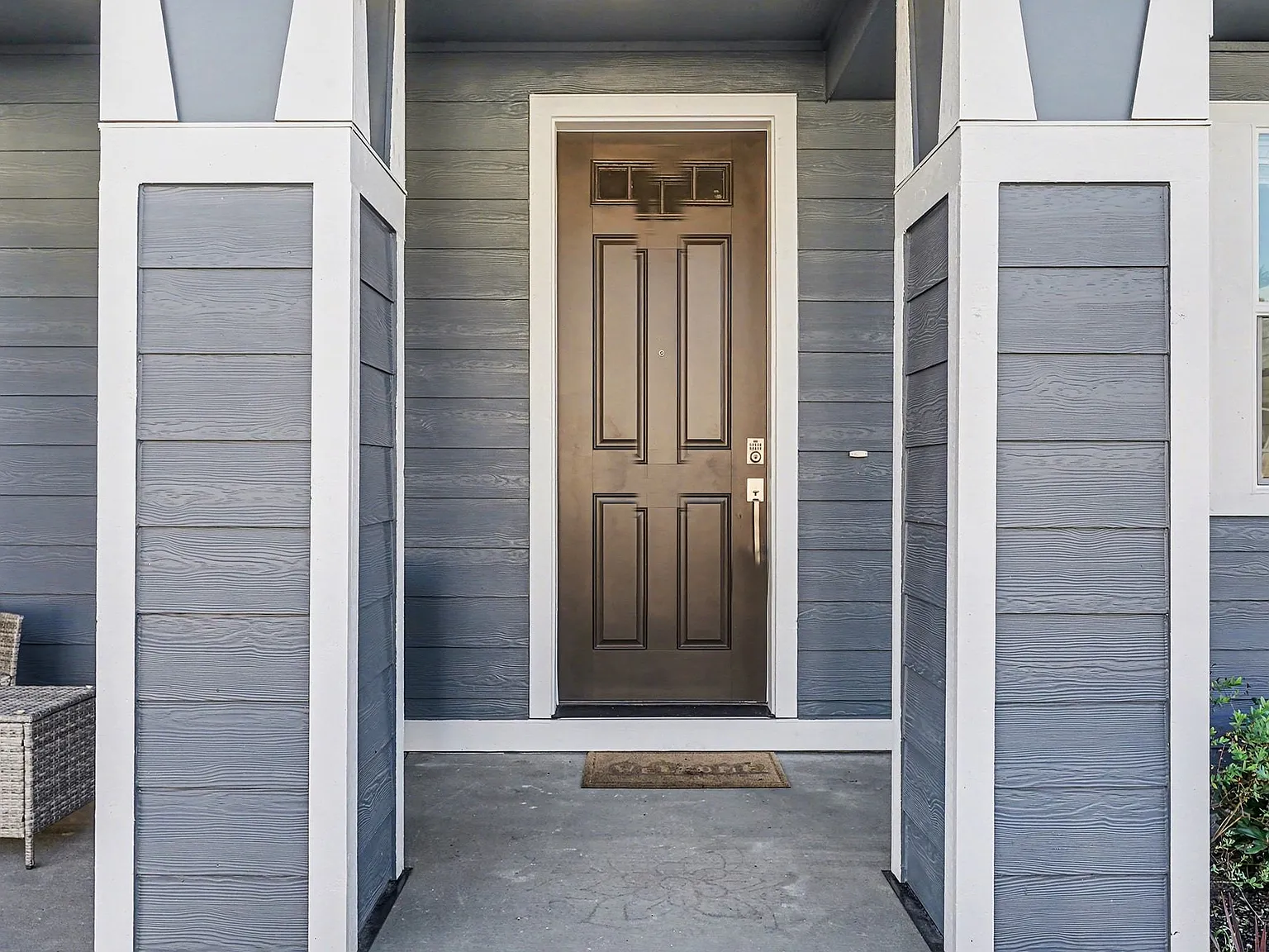 4 bed, 2040 sqft, $3,950 — Photo 3