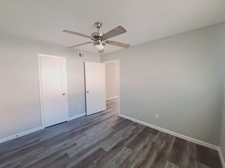 817 Bluebird Dr — Photo 10