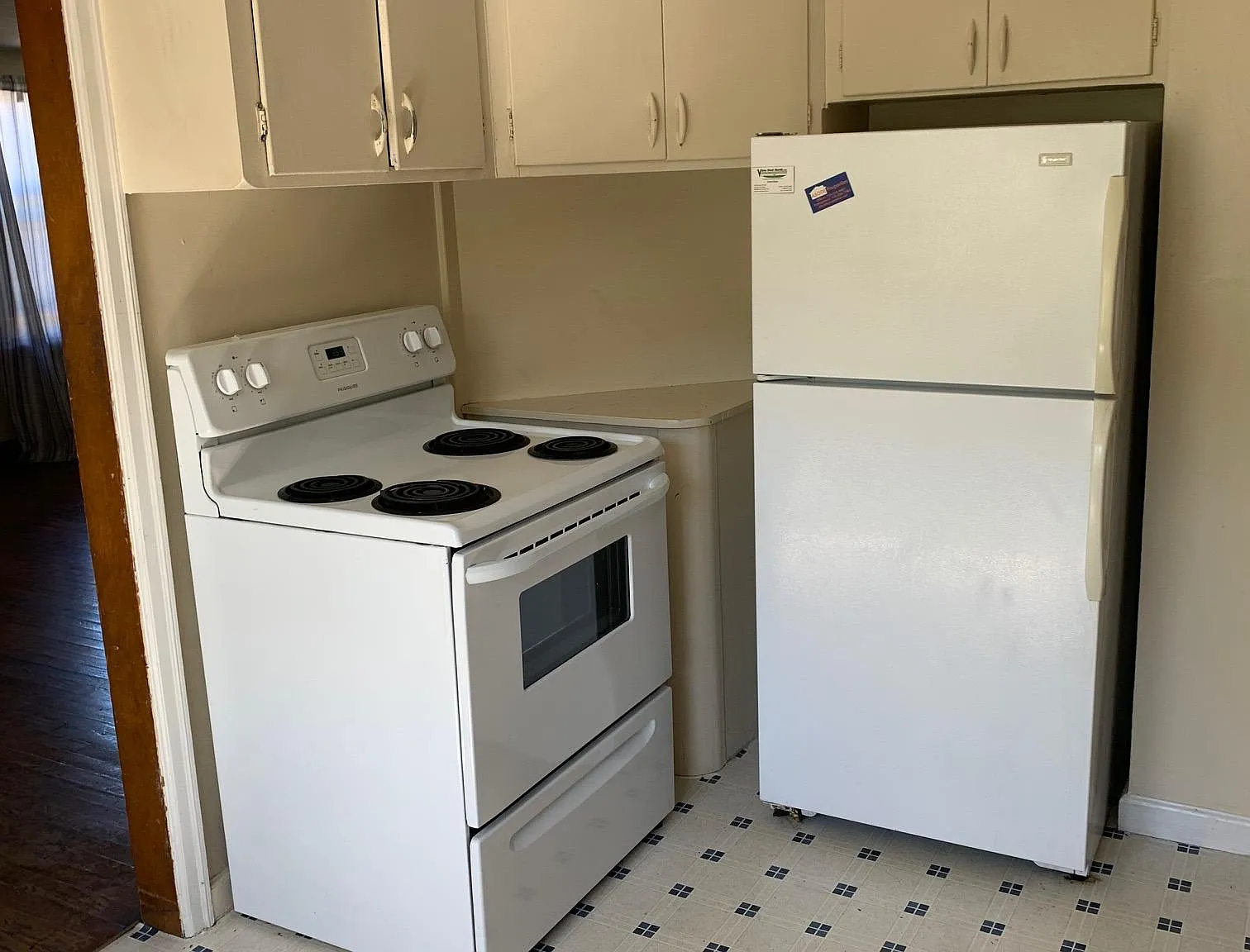 3 bed, $1,050 — Photo 4