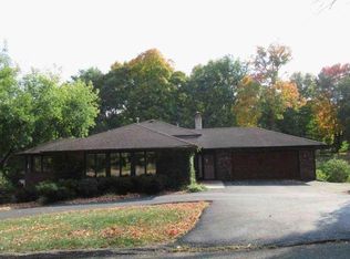 3111 Old County Rd, Wayzata, MN 55391