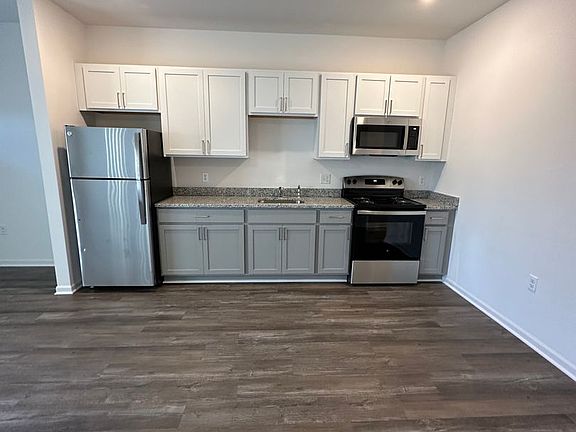 2nd image of 8775 W Nine Mile Rd #208