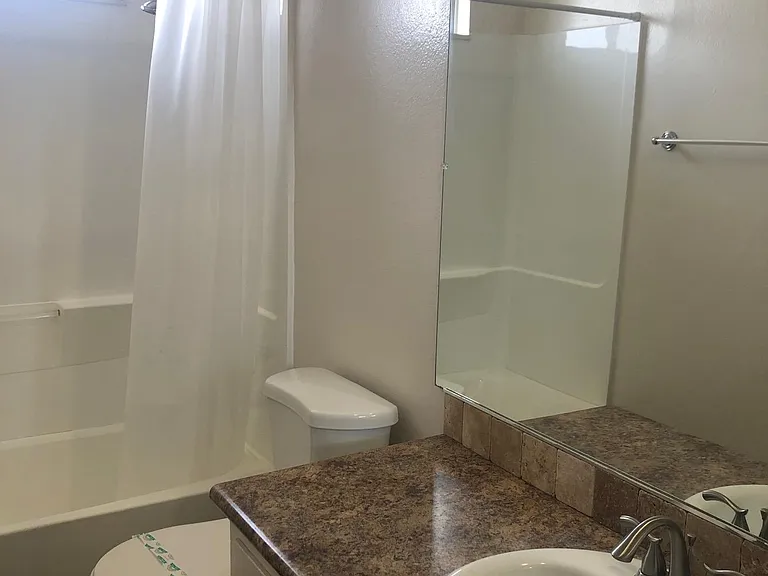 377 W Wilson St #10 — Photo 10
