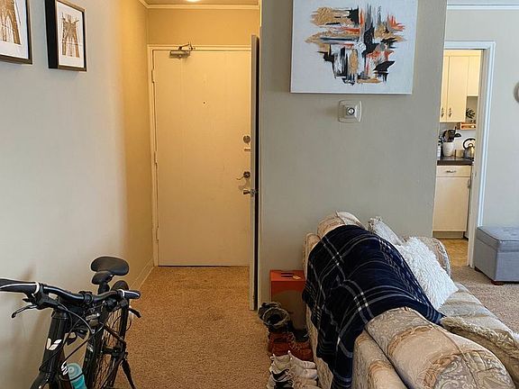 3rd image of 2100 Pleasant Ave #305