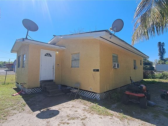 2nd image of 1043 Lee St