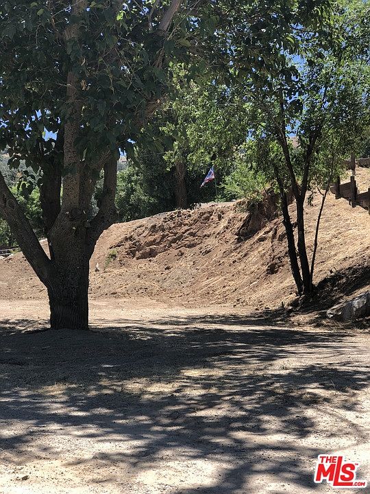 2nd image of 2301 Lebec Rd
