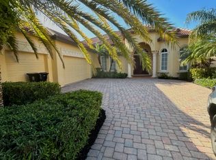 895 SW Grand Reserve Blvd, Port Saint Lucie, FL 34986
