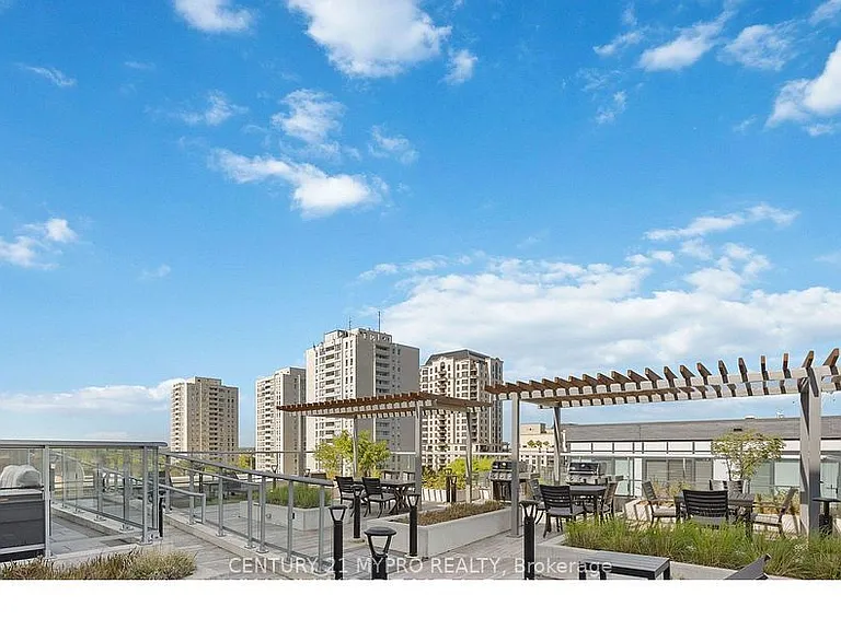 591 Sheppard Ave E #1027 — Photo 28