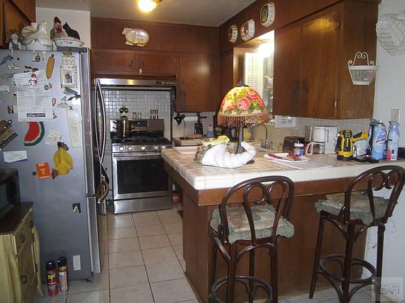 4th image of 2813 Pine St