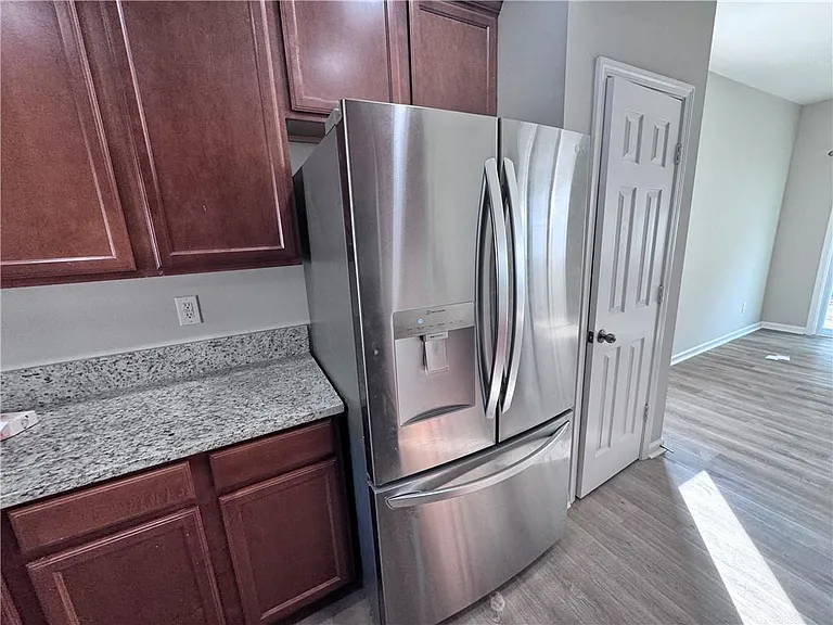 3660 Roseman Lndg — Photo 7