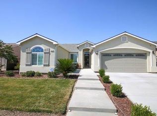 188 W Lilac Ave, Reedley, CA 93654