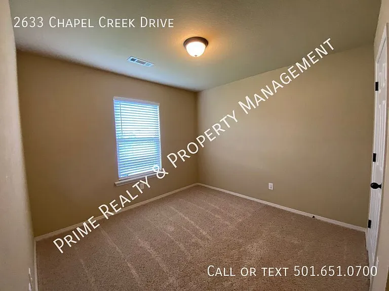 2633 Chapel Creek Dr — Photo 12