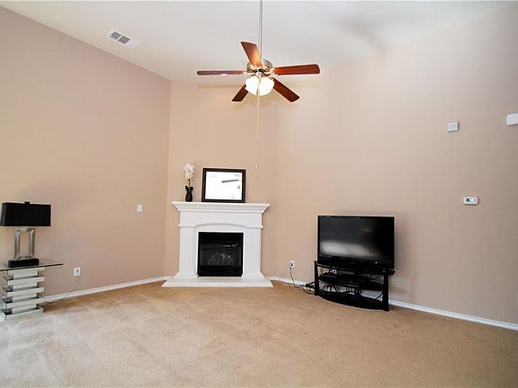 5th image of 4012 Ellenboro Ln