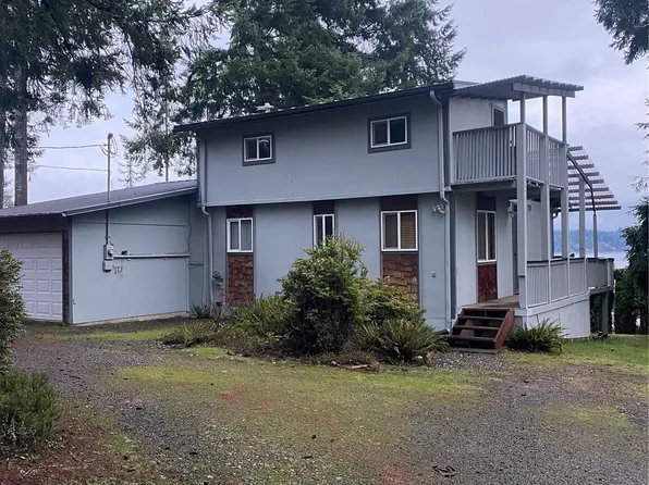 81 E Treasure Island Drive, Allyn, WA 98524