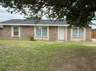 905 W 9th St, Muleshoe, TX 79347