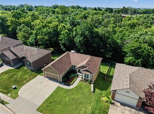 808 Old Stage Rd, Pleasant Hill, MO 64080