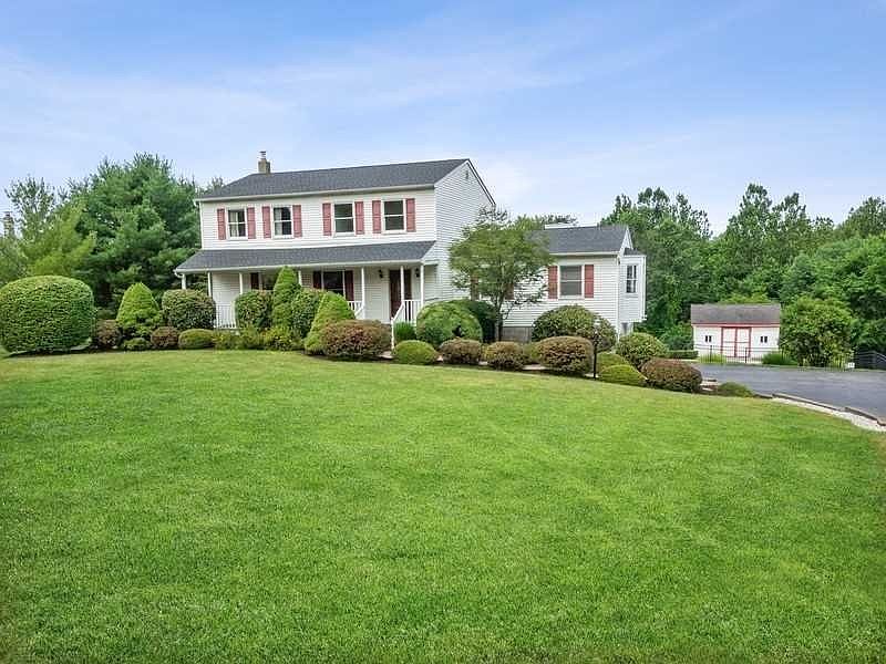 1st image of 5 Scott Ln