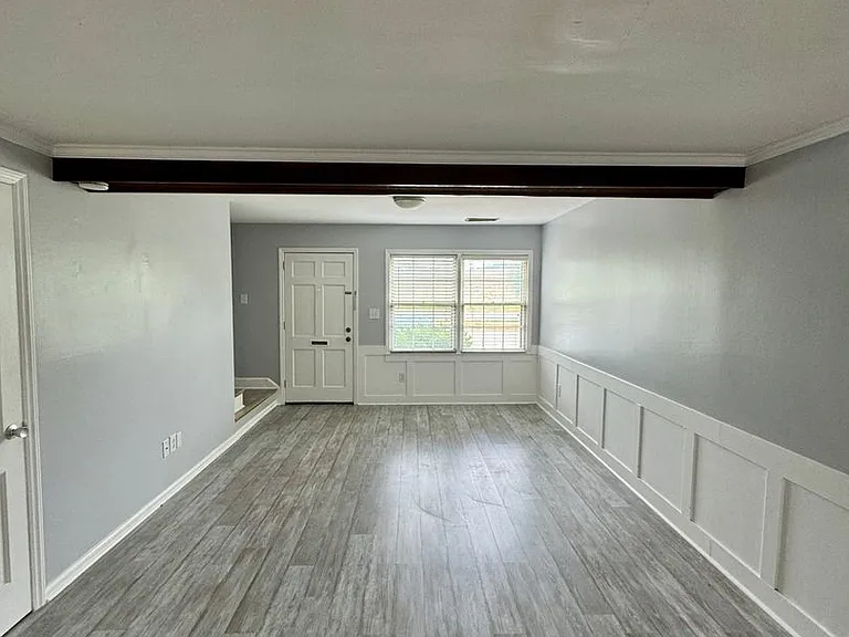 6300 Old Pineville Rd #B — Photo 3