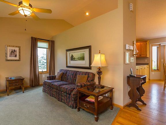 4th image of 117 Longspur Ct
