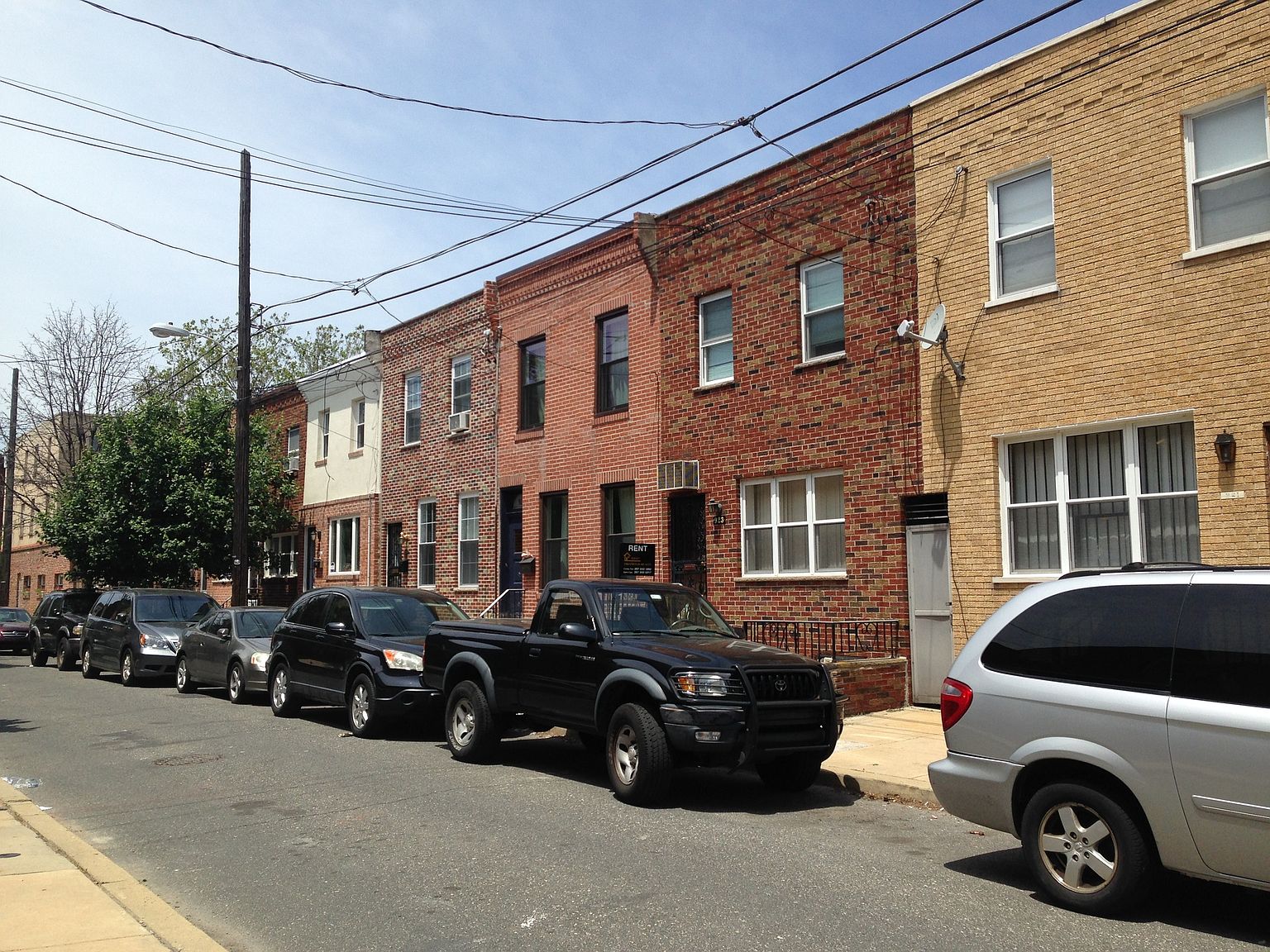 923 Mountain St, Philadelphia, PA 19148 | Zillow