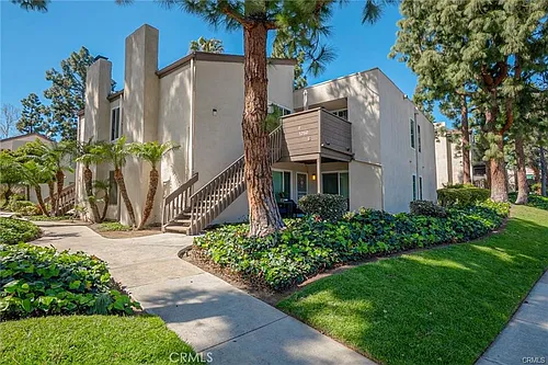 1250 Cabrillo Park Dr Photo 1