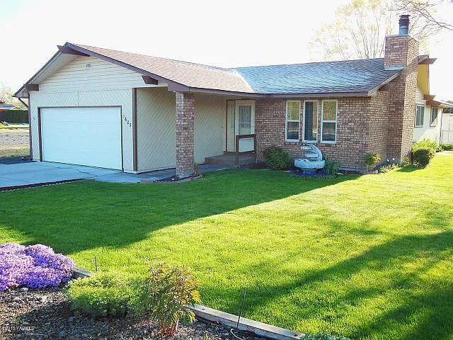 1605 S 72nd Ave photo 1