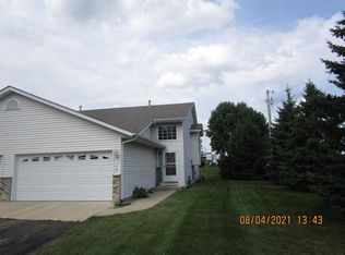 110 Cedar Cove Ln NW, Owatonna, MN 55060
