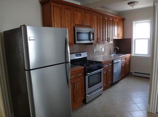 45 Pembroke Ave, Providence, RI 02908