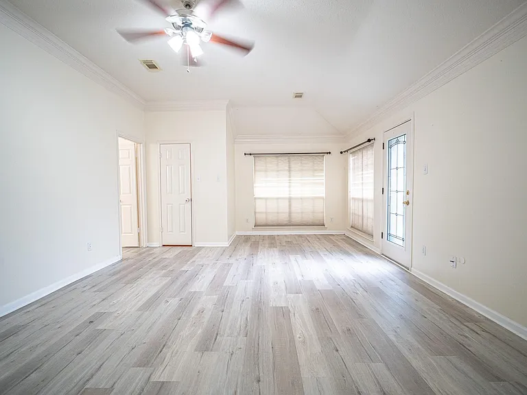 4503 Oak Valley Dr — Photo 20