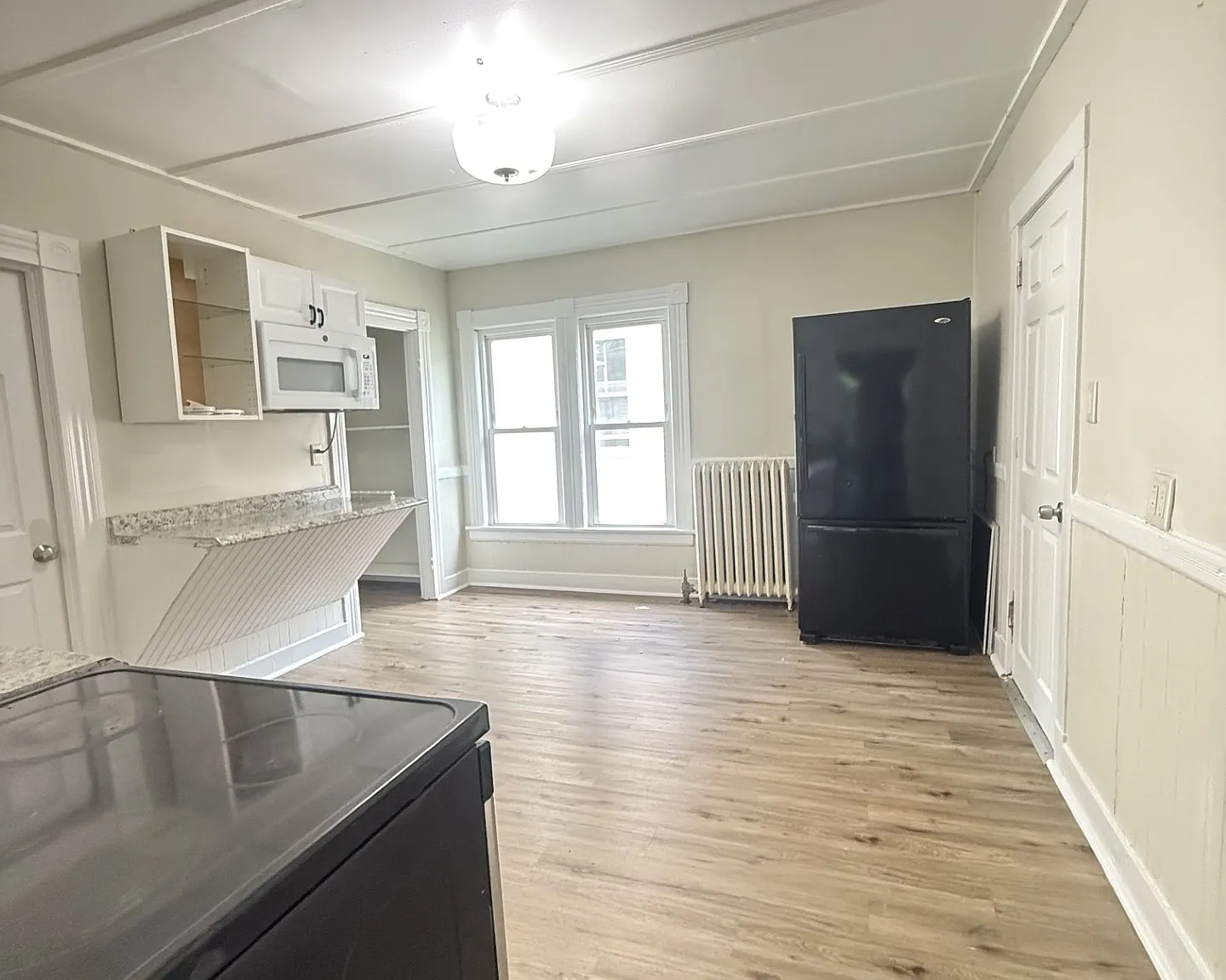 3 bed, 935 sqft, $1,500 — Photo 4