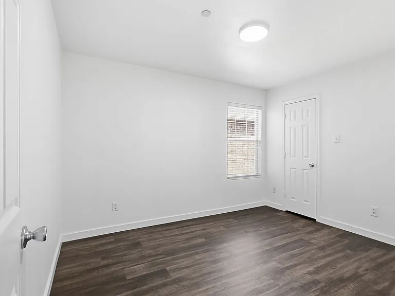 10067 Wake Bridge Dr — Photo 27
