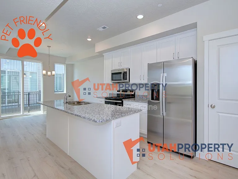 1146 S Redwood Rd #H806 — Photo 1