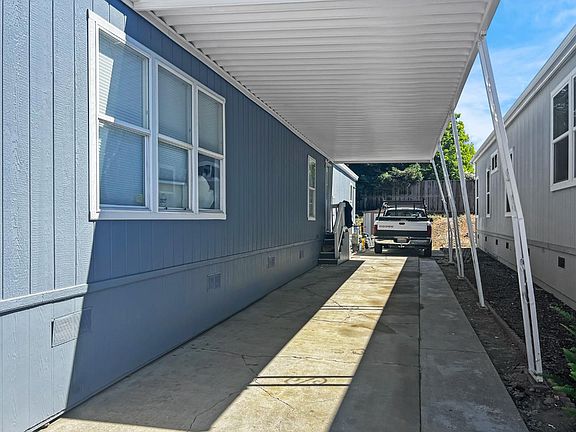 2nd image of 550 Southbay Dr #550