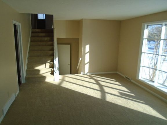 3rd image of 23560 Carriage Ln